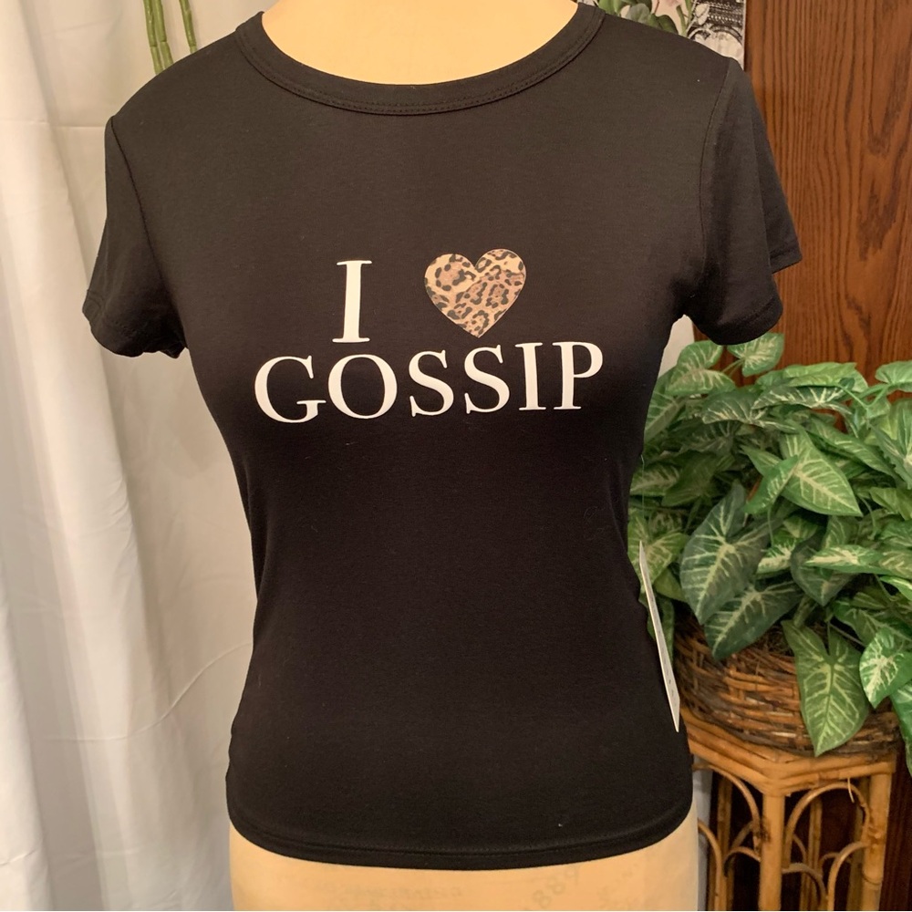 ❤️Price Drop❤️Trendy Black 'I Heart Gossip' Short Sleeve Tee